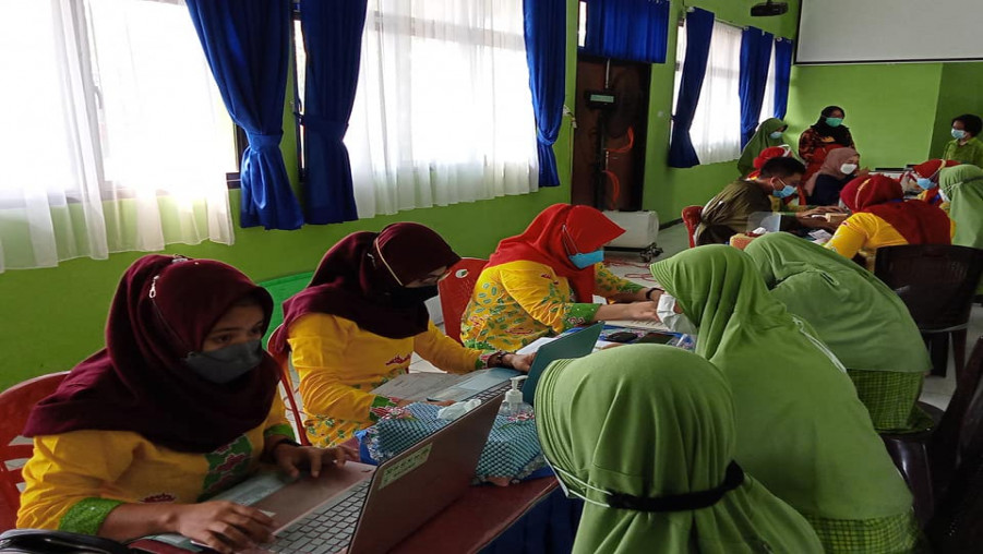 Kegiatan Vaksinasi Covid - 19 tahap 1 bagi peserta didik kelas 9 MTs Negeri 2 Bandar Lampung